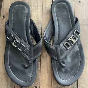 LV mens sandals